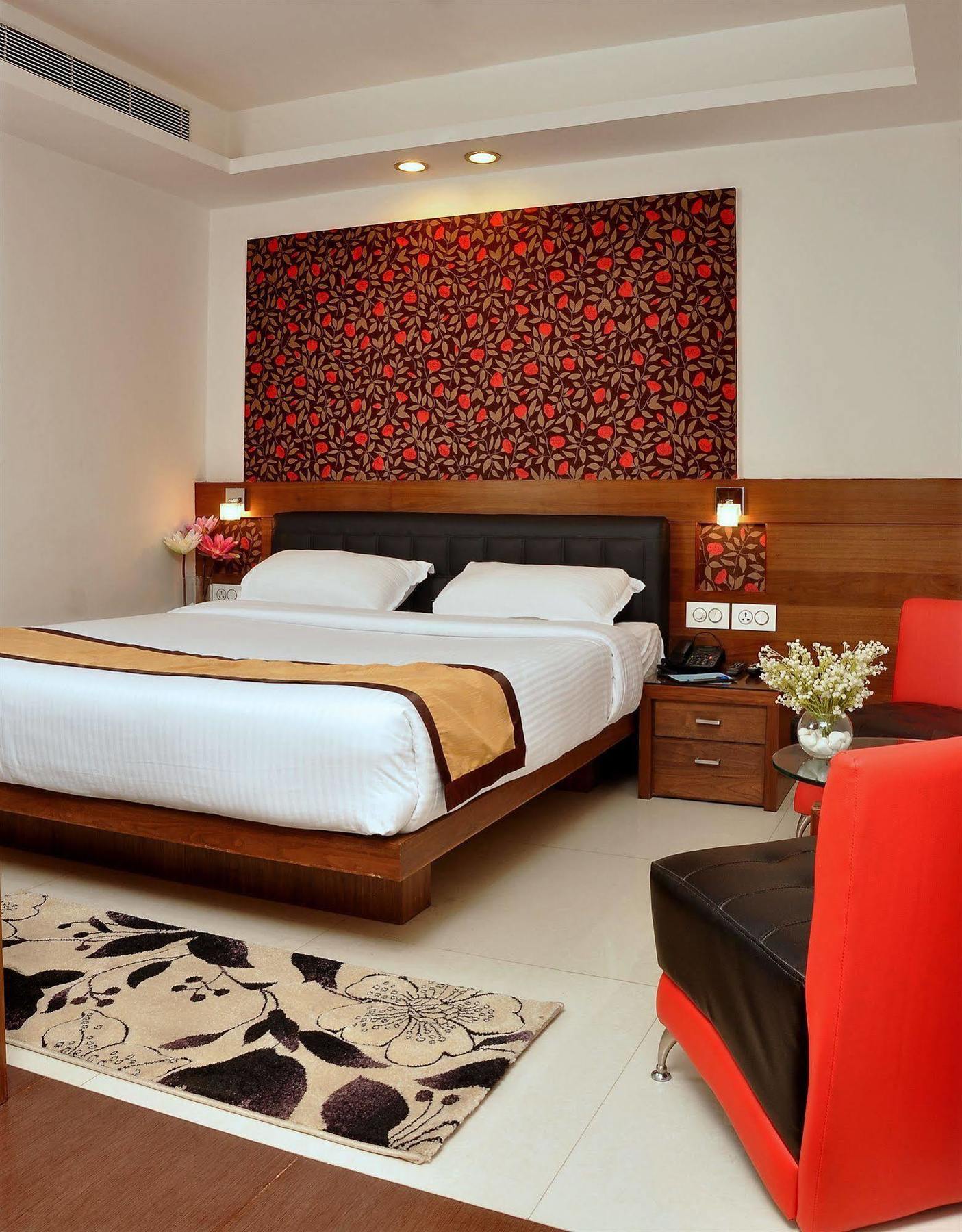 Hotel Niharika Kolkata Exterior photo